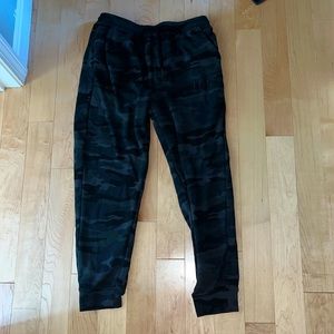 WORN ONCE TB12 sweatpants, extremely comfortable,perfect for cold weather